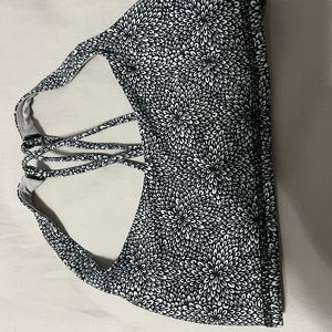 Lululemon free to be bra